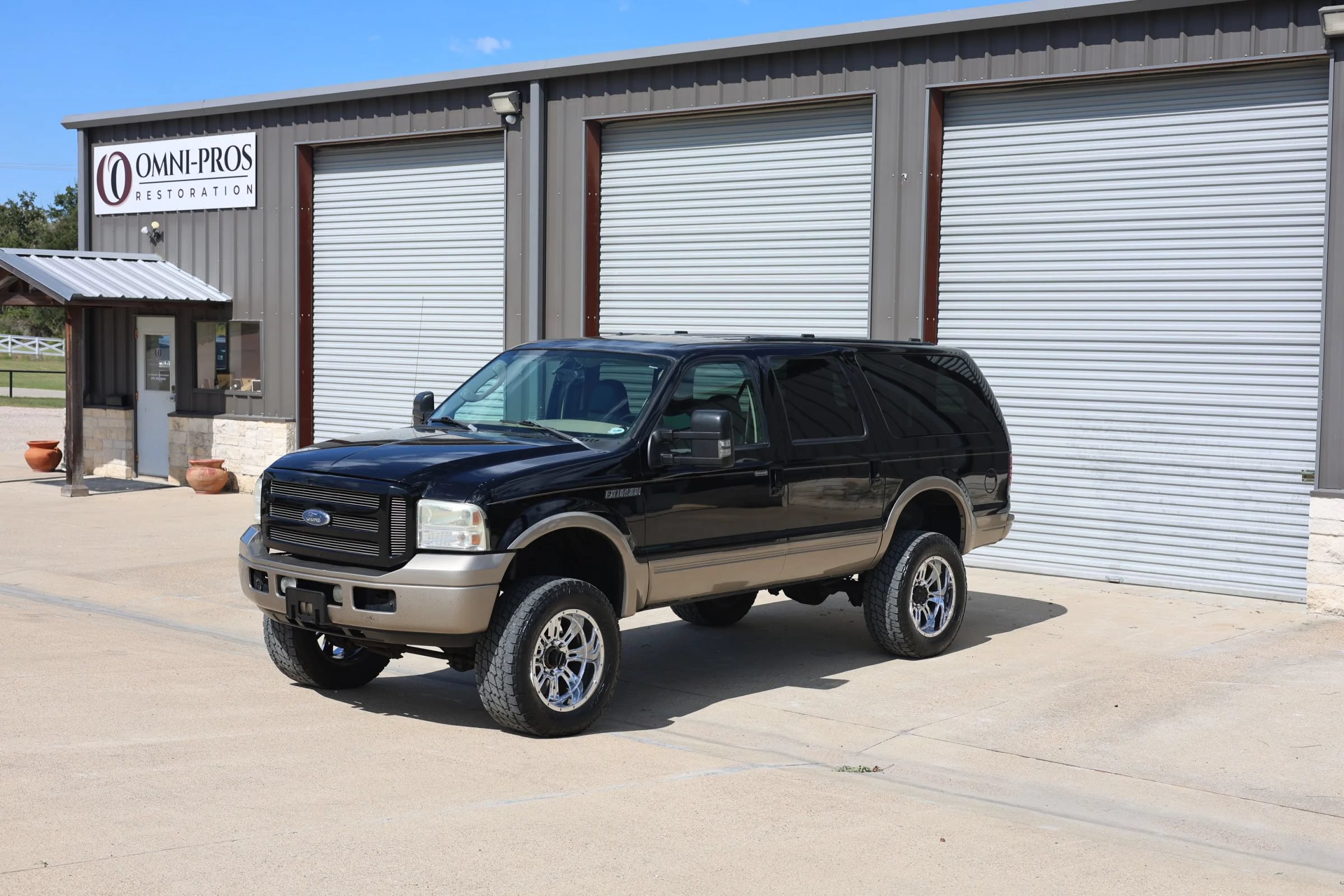 Used 2005 Ford Excursion Eddie Bauer AWD/4WD image 12
