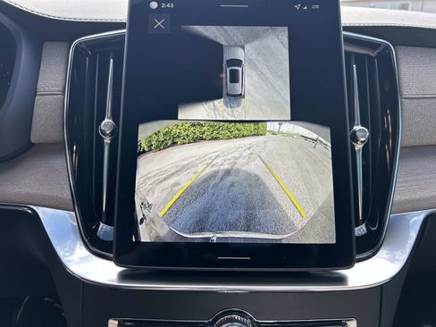 New 2026 Volvo XC90 B6 Plus w/ Protection Package Premier image 30