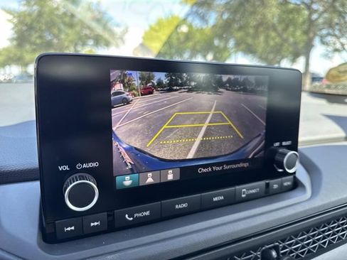 Used 2023 Honda Accord EX image 27