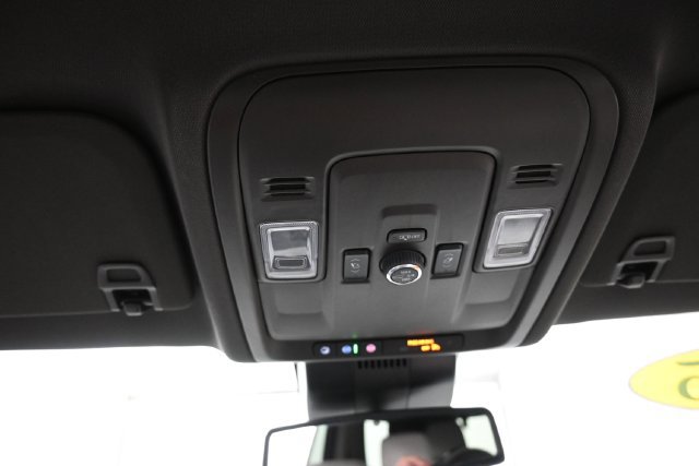 Used 2025 Chevrolet Tahoe LT w/ Comfort Package AWD/4WD image 12