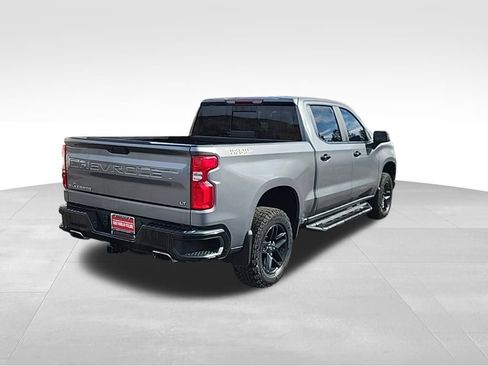 Used 2020 Chevrolet Silverado 1500 LT Trail Boss image 4