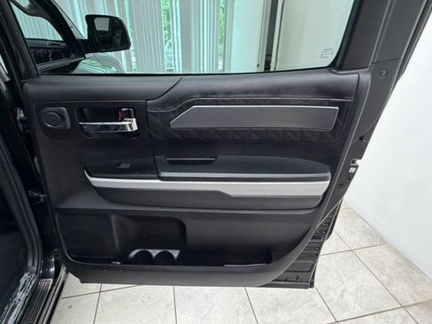 Used 2020 Toyota Tundra Platinum AWD/4WD image 18