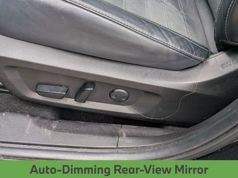 Used 2022 Mitsubishi Outlander SE image 14