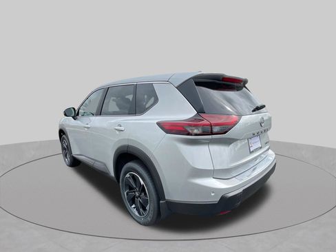 Used 2024 Nissan Rogue SV AWD/4WD image 33