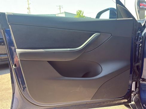 Used 2022 Tesla Model Y Performance AWD/4WD image 14