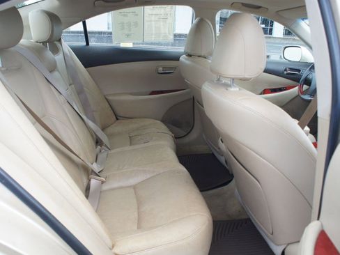 Used 2009 Lexus ES 350 FWD image 18