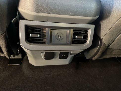 Used 2024 Ford F350 XLT w/ FX4 Off-Road Package image 21