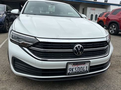 Used 2024 Volkswagen Jetta S FWD image 3