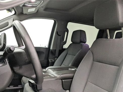 Used 2019 Chevrolet Silverado 1500 Custom w/ Custom Value Package image 17