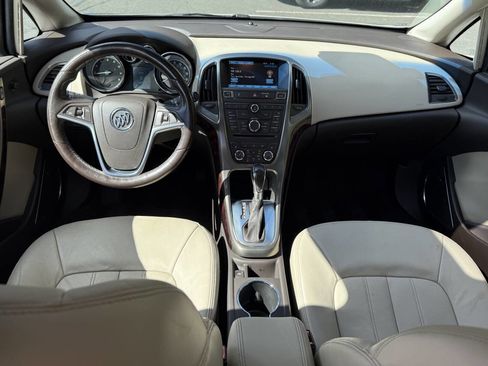 Used 2012 Buick Verano Leather image 12