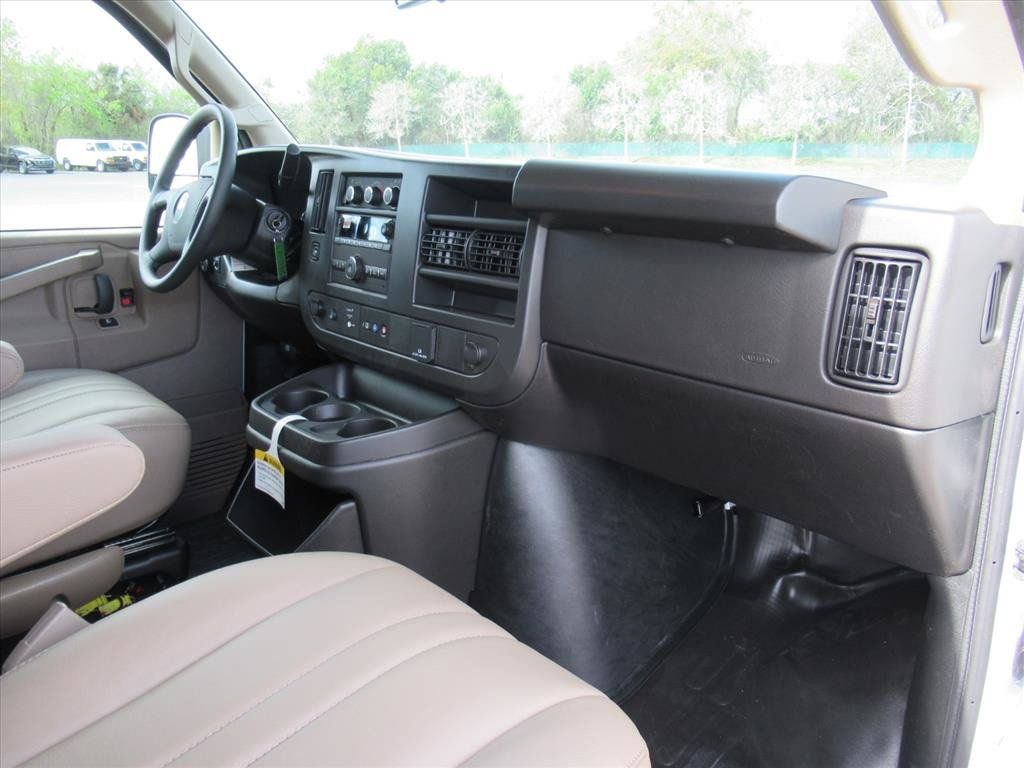 New 2026 Chevrolet Express 2500 RWD image 10