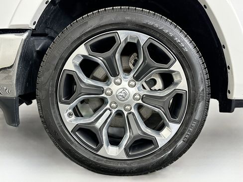 Used 2022 RAM 1500 Limited image 11