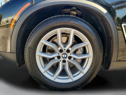 Used 2021 BMW X5 xDrive40i w/ Convenience Package image 31