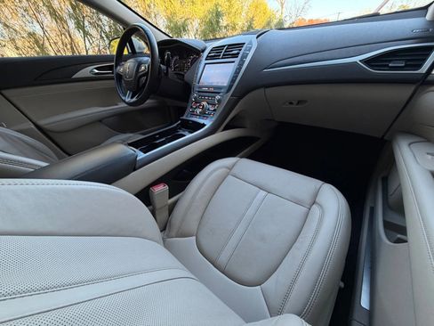 Used 2020 Lincoln MKZ Reserve w/ Elements Package image 16