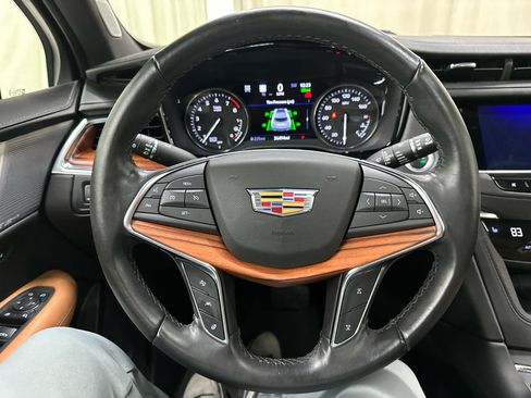 Used 2023 Cadillac XT5 Premium Luxury w/ Technology Package AWD/4WD image 30