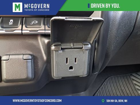 Used 2021 Chevrolet Silverado 2500 LTZ AWD/4WD image 22