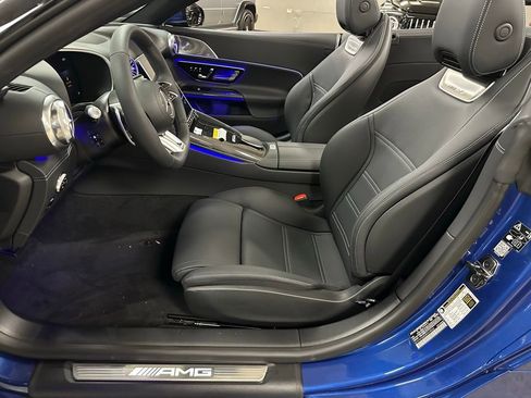 Used 2024 Mercedes-Benz SL 43 AMG image 16