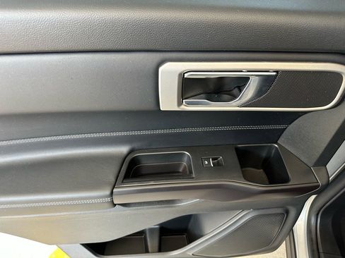 Certified 2020 Ford Explorer XLT w/ Equipment Group 202A image 34