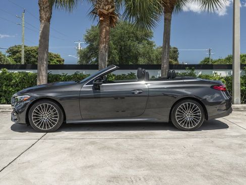 Used 2024 Mercedes-Benz CLE 300 4MATIC Cabriolet image 4