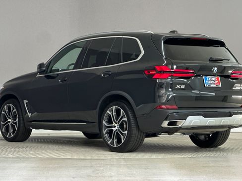 Used 2026 BMW X5 sDrive40i RWD image 3