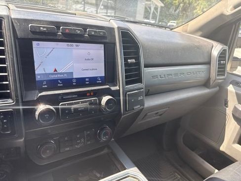 Used 2020 Ford F350 XLT w/ XLT Premium Package AWD/4WD image 4