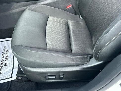 Used 2023 Nissan Altima 2.5 SV image 18