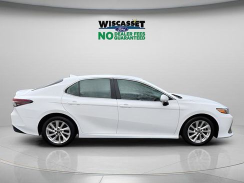 Used 2023 Toyota Camry LE w/ Convenience Package FWD image 6