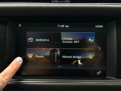 Used 2016 Jaguar XF Premium image 17