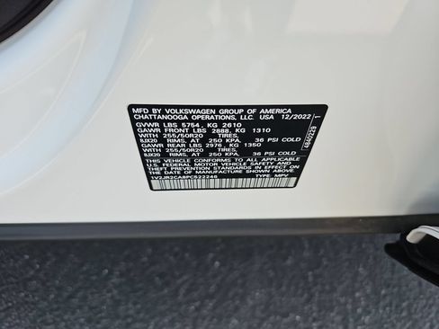 Certified 2023 Volkswagen Atlas SE w/ Panoramic Sunroof Package FWD image 9