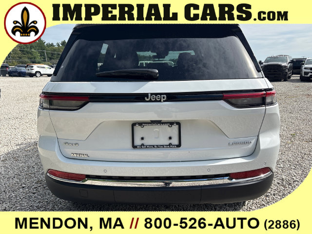 New 2026 Jeep Grand Cherokee Laredo AWD/4WD image 10