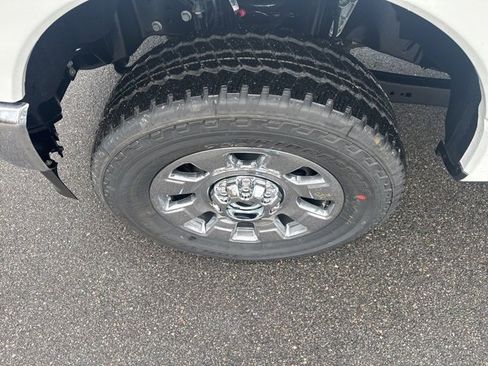 New 2026 Ford F350 King Ranch w/ Chrome Package image 6