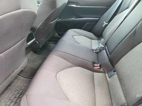 Used 2021 Toyota Camry LE w/ Cold Weather Package FWD image 29