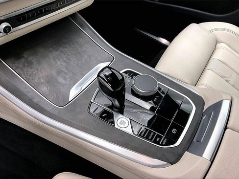 Used 2022 BMW X5 xDrive40i image 14