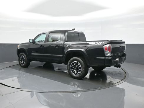 Certified 2023 Toyota Tacoma TRD Sport w/ Technology Package AWD/4WD image 5