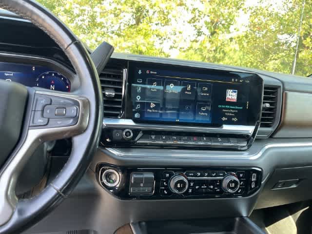 Used 2024 Chevrolet Silverado 2500 High Country w/ High Country Premium Package AWD/4WD image 15