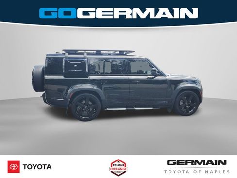 Used 2023 Land Rover Defender 130 X-Dynamic SE AWD/4WD image 6