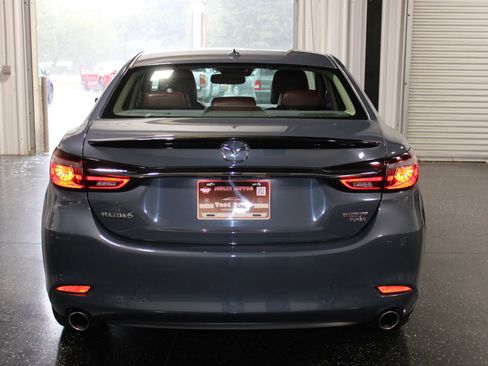 Used 2021 MAZDA MAZDA6 Carbon Edition FWD image 5