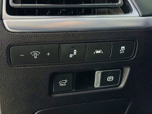 Used 2022 Hyundai Palisade Calligraphy image 10