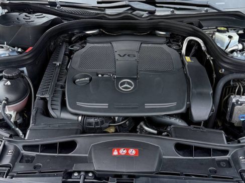 Used 2014 Mercedes-Benz E 350 Sedan image 38