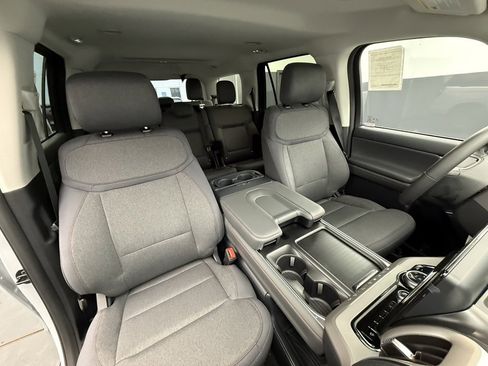 New 2025 Ford Expedition Active image 63