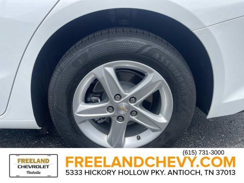 Used 2024 Chevrolet Malibu LS FWD image 12