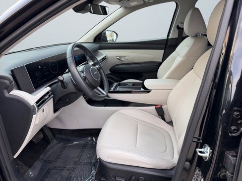 Certified 2025 Hyundai Tucson SEL image 11