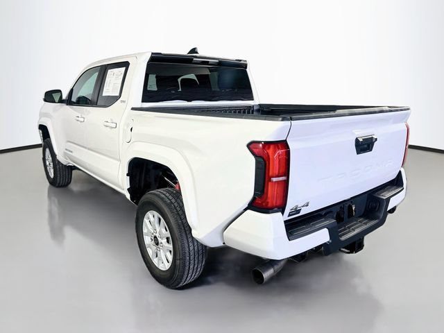 Used 2025 Toyota Tacoma SR5 AWD/4WD image 6
