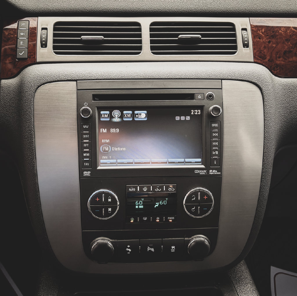 Used 2013 GMC Sierra 1500 SLT w/ SLT Convenience Package AWD/4WD image 16