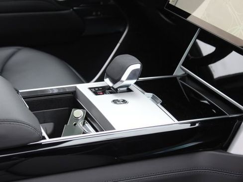 New 2025 Land Rover Range Rover Autobiography image 26