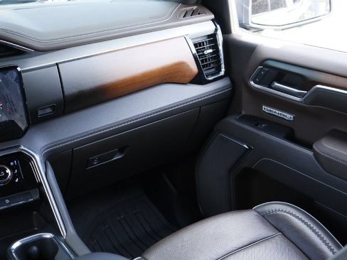 Used 2025 GMC Sierra 1500 Denali AWD/4WD image 20