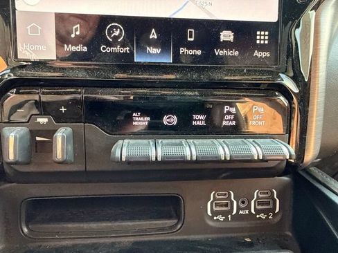 Used 2023 RAM 3500 Limited AWD/4WD image 30