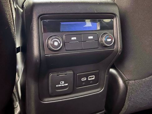 Used 2023 GMC Acadia SLE w/ Driver Convenience Package AWD/4WD image 15