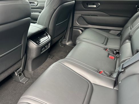 New 2026 Nissan Armada SV image 12