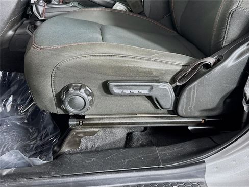 Used 2018 Jeep Wrangler Unlimited Rubicon AWD/4WD image 21